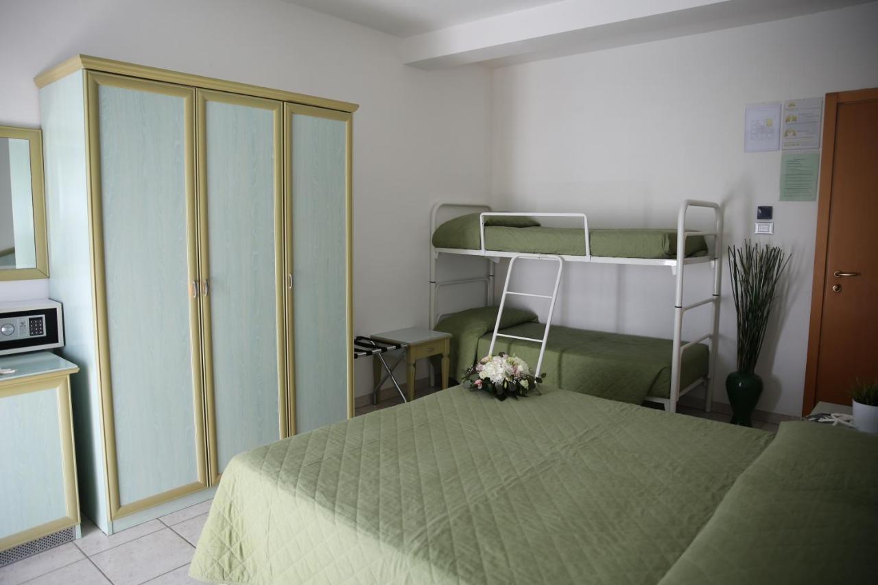 קאטוליקה Hotel Philadelphia מראה חיצוני תמונה