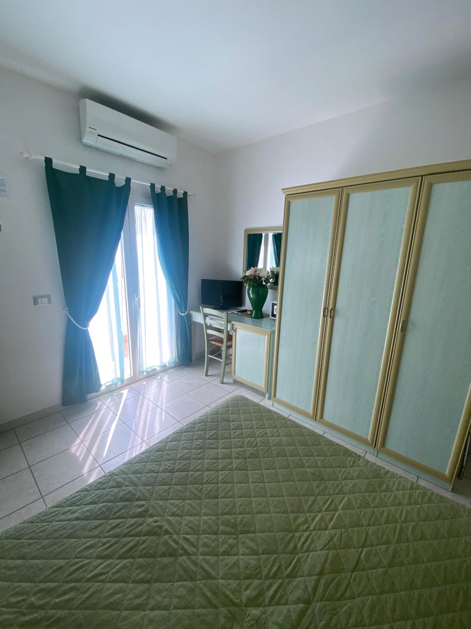 קאטוליקה Hotel Philadelphia חדר תמונה